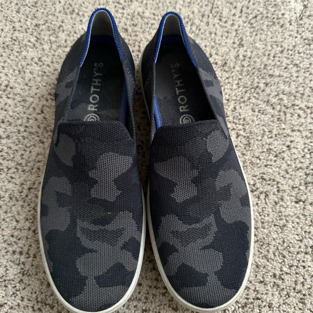 Rothy's OG slip on camo sneakers size 9